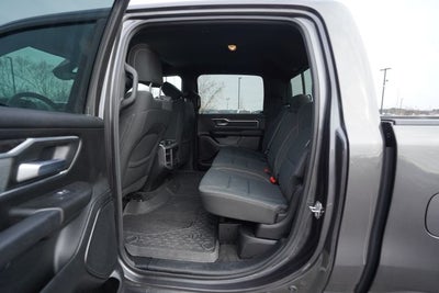 2022 RAM 1500 Big Horn Crew Cab 4x4 5'7' Box