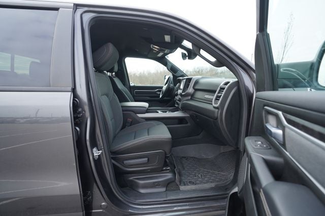 2022 RAM 1500 Big Horn Crew Cab 4x4 5'7' Box