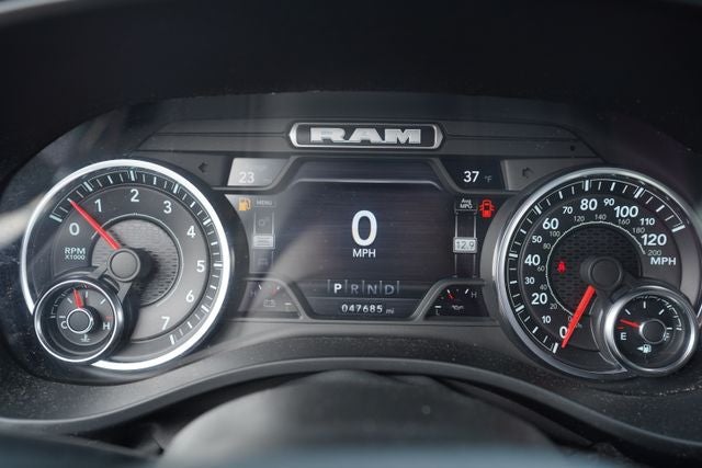 2022 RAM 1500 Big Horn Crew Cab 4x4 5'7' Box