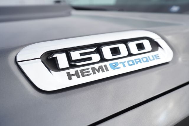 2022 RAM 1500 Big Horn Crew Cab 4x4 5'7' Box