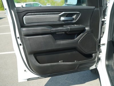 2022 RAM 1500 Big Horn Crew Cab 4x4 5'7' Box
