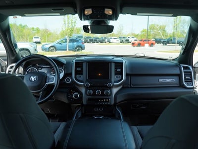 2022 RAM 1500 Big Horn Crew Cab 4x4 5'7' Box