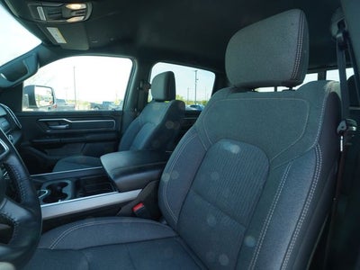 2022 RAM 1500 Big Horn Crew Cab 4x4 5'7' Box
