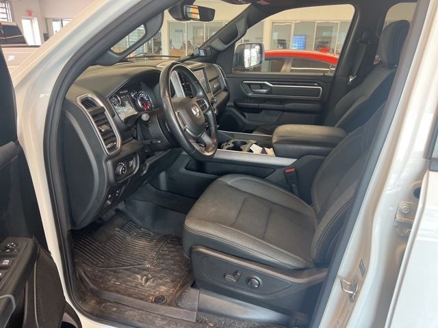 2022 RAM 1500 Big Horn Crew Cab 4x4 5'7' Box