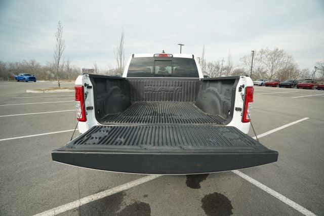 2022 RAM 1500 Big Horn Crew Cab 4x4 5'7' Box