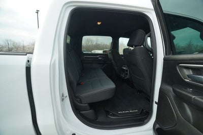 2022 RAM 1500 Big Horn Crew Cab 4x4 5'7' Box