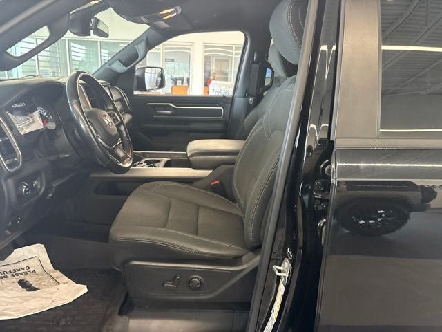 2023 RAM 1500 Big Horn Crew Cab 4x4 5'7' Box