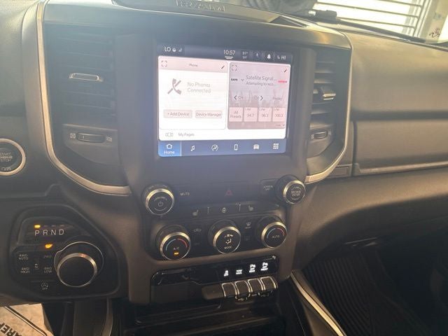 2023 RAM 1500 Big Horn Crew Cab 4x4 5'7' Box