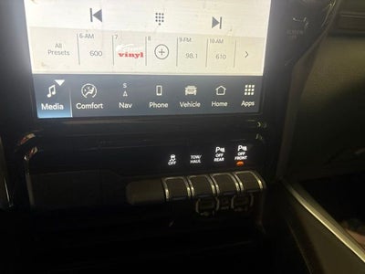 2023 RAM 1500 Big Horn Crew Cab 4x4 5'7' Box