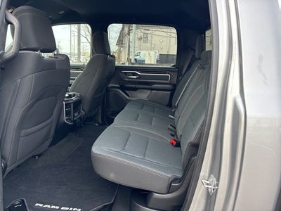 2022 RAM 1500 Big Horn Crew Cab 4x4 5'7' Box