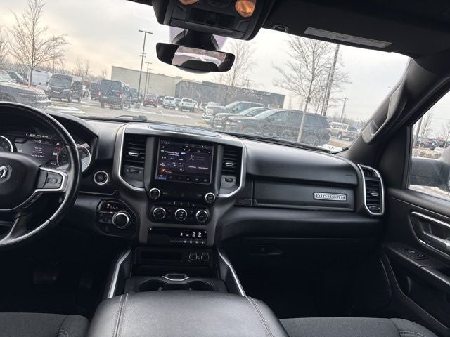 2022 RAM 1500 Big Horn Crew Cab 4x4 5'7' Box