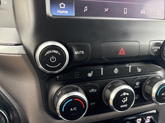 2022 RAM 1500 Big Horn Crew Cab 4x4 5'7' Box