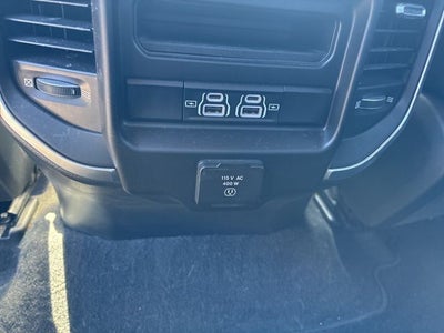 2022 RAM 1500 Big Horn Crew Cab 4x4 5'7' Box