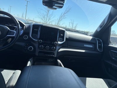 2022 RAM 1500 Big Horn Crew Cab 4x4 5'7' Box