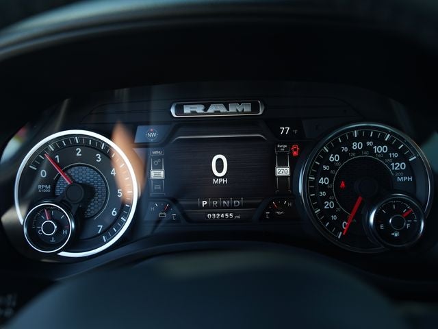 2023 RAM 1500 Big Horn Crew Cab 4x4 5'7' Box