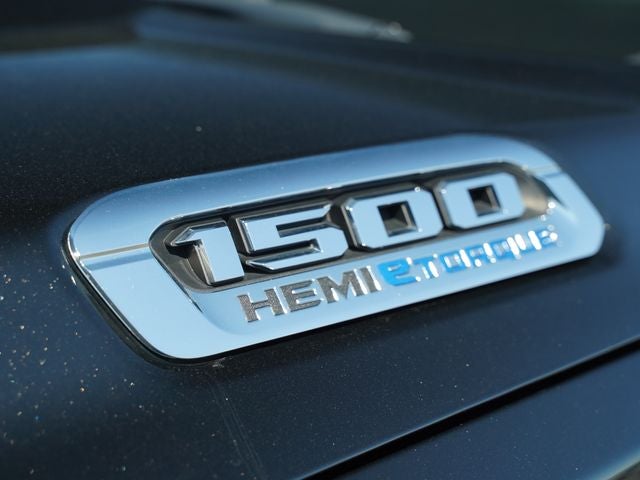 2023 RAM 1500 Big Horn Crew Cab 4x4 5'7' Box