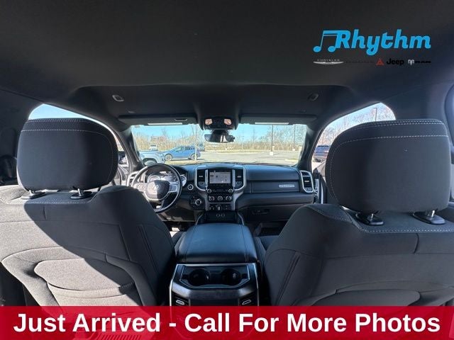 2022 RAM 1500 Big Horn Crew Cab 4x4 5'7' Box