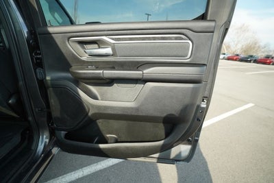 2022 RAM 1500 Big Horn Crew Cab 4x4 5'7' Box