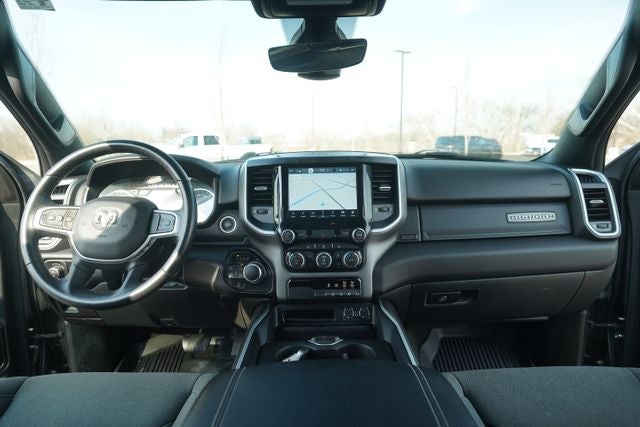 2022 RAM 1500 Big Horn Crew Cab 4x4 5'7' Box