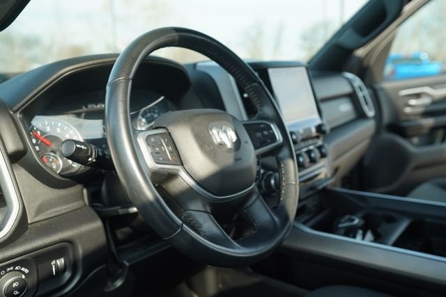 2022 RAM 1500 Big Horn Crew Cab 4x4 5'7' Box