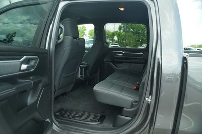 2020 RAM 1500 Big Horn Crew Cab 4x4 5'7' Box