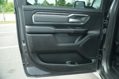 2020 RAM 1500 Big Horn Crew Cab 4x4 5'7' Box