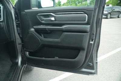 2020 RAM 1500 Big Horn Crew Cab 4x4 5'7' Box