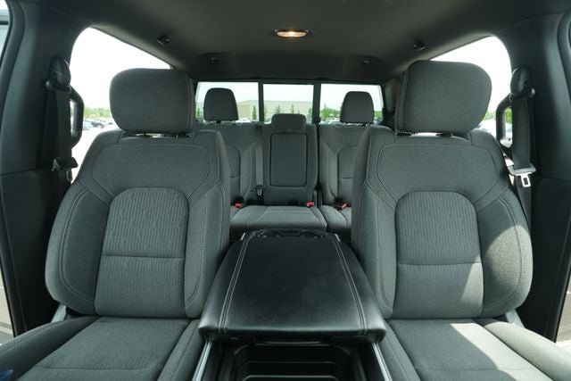 2020 RAM 1500 Big Horn Crew Cab 4x4 5'7' Box