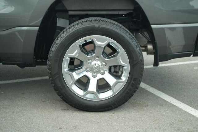 2020 RAM 1500 Big Horn Crew Cab 4x4 5'7' Box