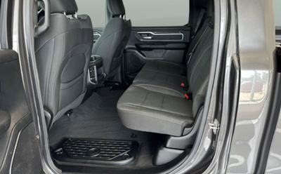 2020 RAM 1500 Big Horn Crew Cab 4x4 5'7' Box