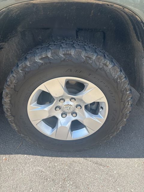 2020 RAM 1500 Big Horn Crew Cab 4x4 5'7' Box