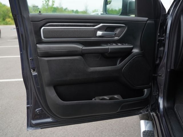 2020 RAM 1500 Big Horn Crew Cab 4x4 5'7' Box