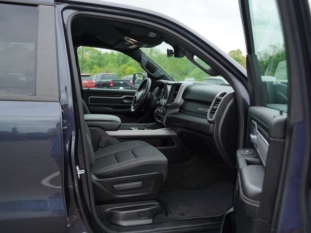 2020 RAM 1500 Big Horn Crew Cab 4x4 5'7' Box