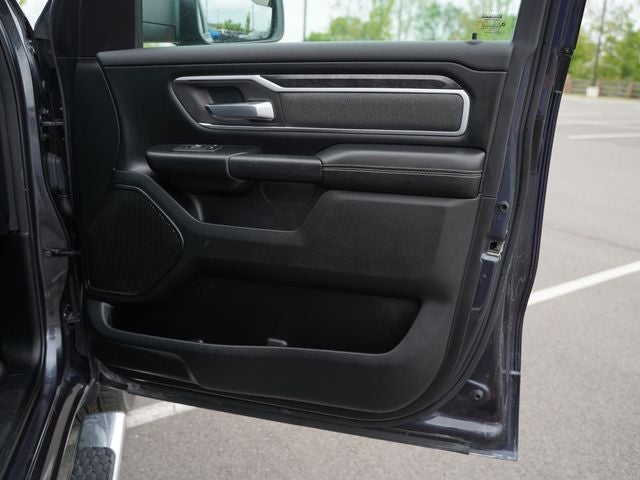 2020 RAM 1500 Big Horn Crew Cab 4x4 5'7' Box