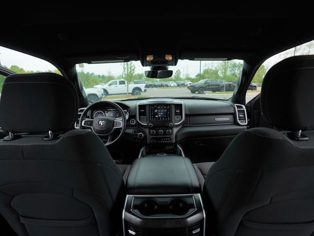 2020 RAM 1500 Big Horn Crew Cab 4x4 5'7' Box