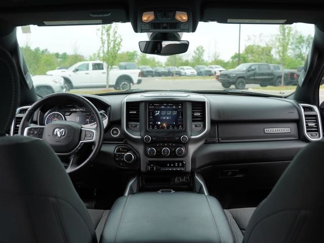 2020 RAM 1500 Big Horn Crew Cab 4x4 5'7' Box