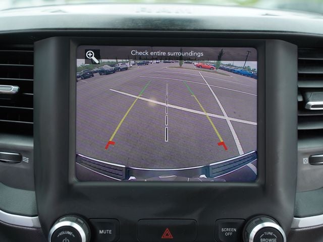 2020 RAM 1500 Big Horn Crew Cab 4x4 5'7' Box