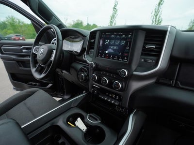 2020 RAM 1500 Big Horn Crew Cab 4x4 5'7' Box