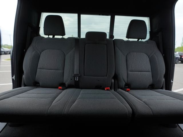 2020 RAM 1500 Big Horn Crew Cab 4x4 5'7' Box