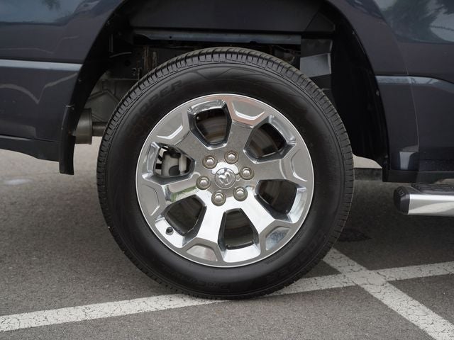 2020 RAM 1500 Big Horn Crew Cab 4x4 5'7' Box