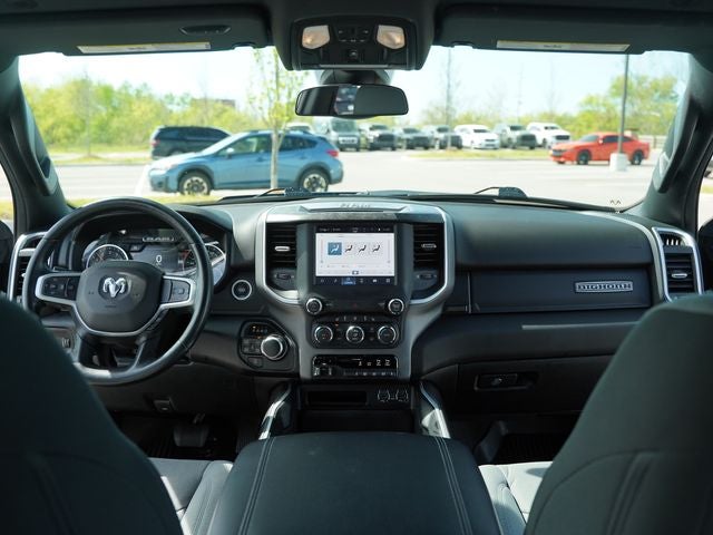 2022 RAM 1500 Big Horn Crew Cab 4x4 5'7' Box