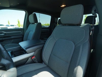 2022 RAM 1500 Big Horn Crew Cab 4x4 5'7' Box