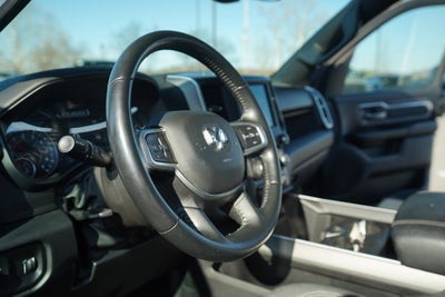 2022 RAM 1500 Big Horn Crew Cab 4x4 5'7' Box