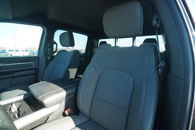 2022 RAM 1500 Big Horn Crew Cab 4x4 5'7' Box
