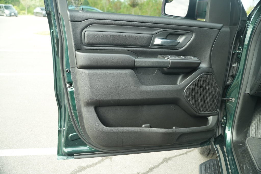 2027 RAM Ram 1500 Express