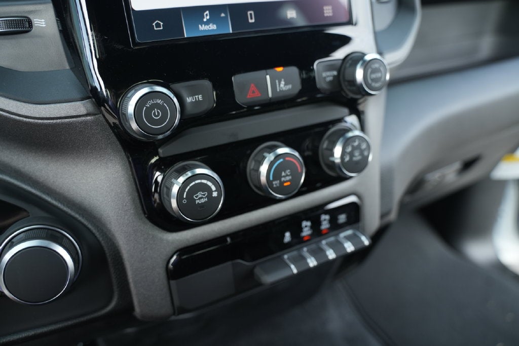 2027 RAM Ram 1500 Tradesman