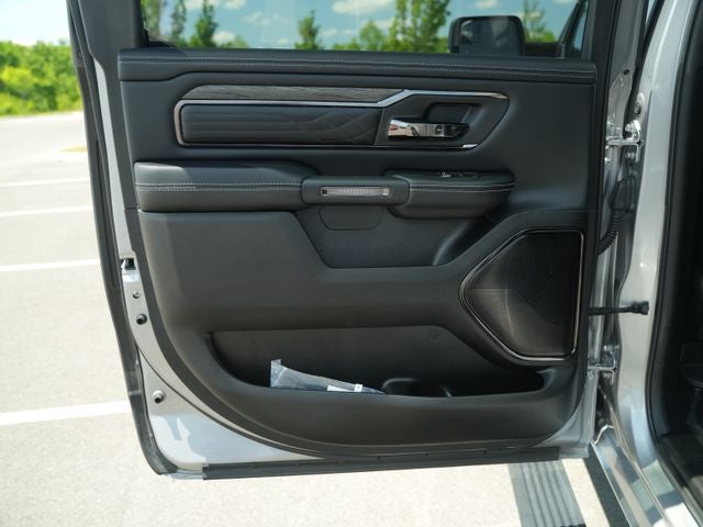 2025 RAM 1500 Limited Crew Cab 4x4 5'7' Box