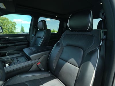 2025 RAM 1500 Limited Crew Cab 4x4 5'7' Box