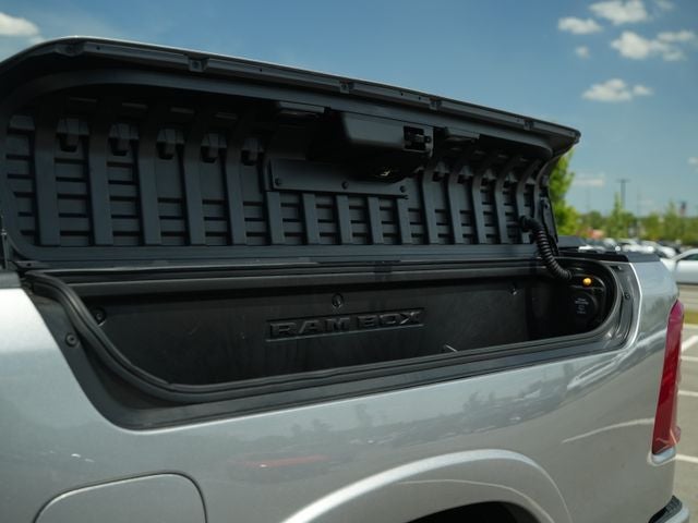 2025 RAM 1500 Limited Crew Cab 4x4 5'7' Box