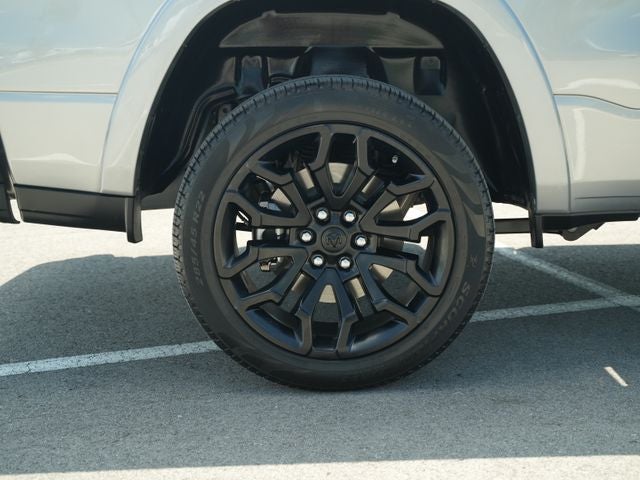 2025 RAM 1500 Limited Crew Cab 4x4 5'7' Box